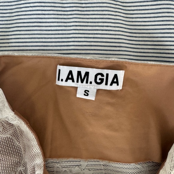 I am Gia top - Picture 4 of 4